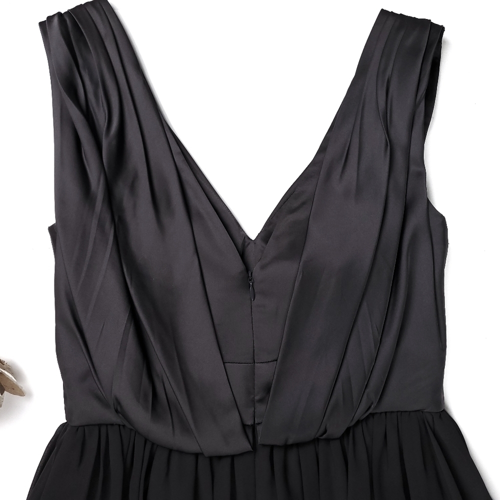 Vera Wang Gorgeous Black Charcoal Formal Dress Size 4 - Picture 4 of 13